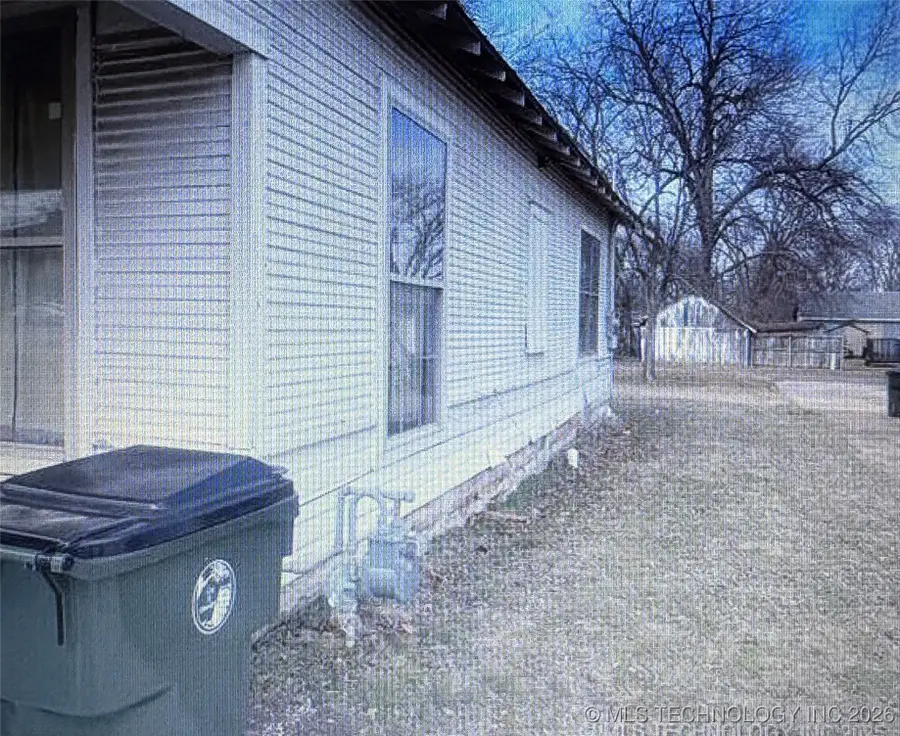 105 E 3rd Street, Okmulgee, OK 74447 - Image #2