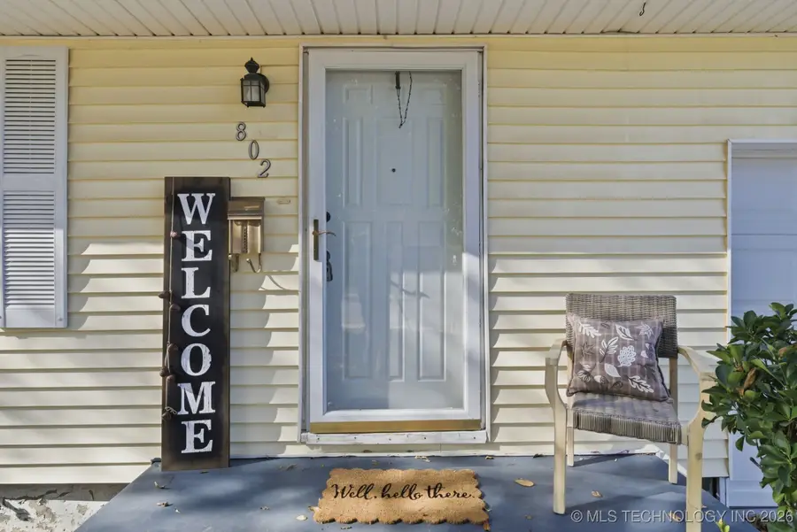 802 N Birch Street, Owasso, OK 74055 - Image #3