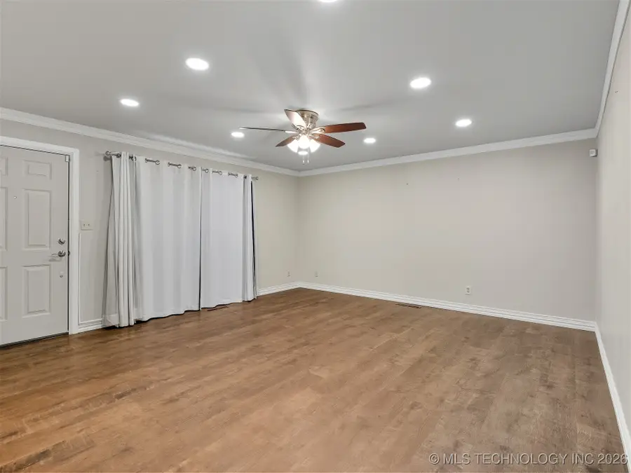 820 N Nancy Drive, Ada, OK 74820 - Image #3