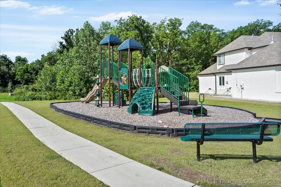 2035 E 138th Place S, Bixby, OK 74008 - Image #3