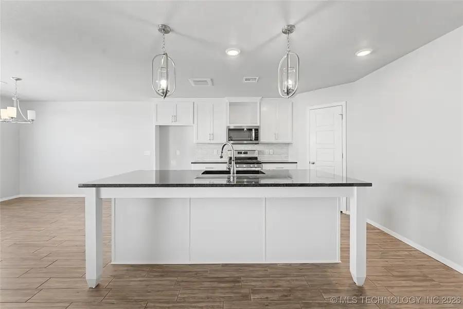 2912 W Charlotte Street, Broken Arrow, OK 74011 - Image #3