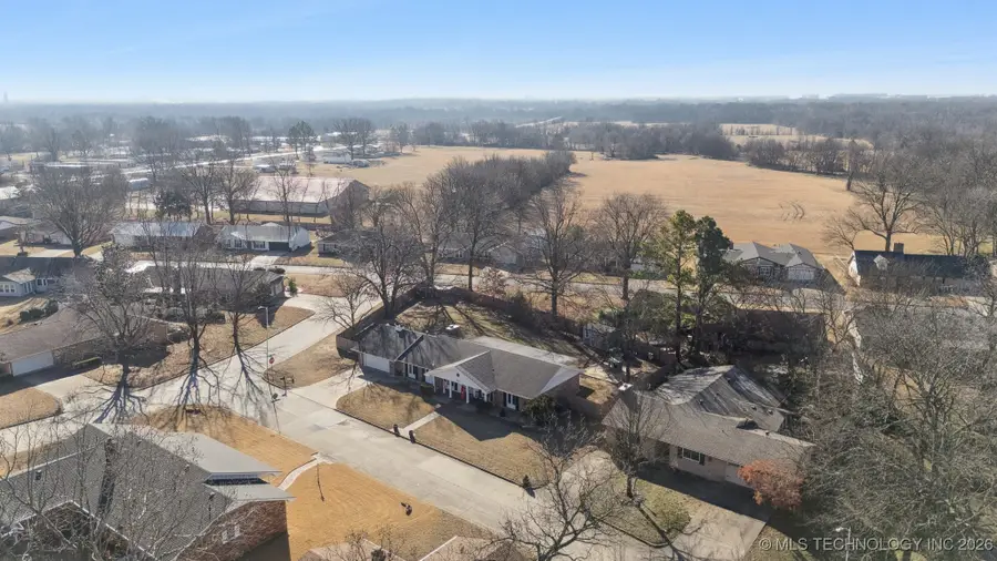 1912 Brookfield Terrace, Pryor, OK 74361 - Image #3