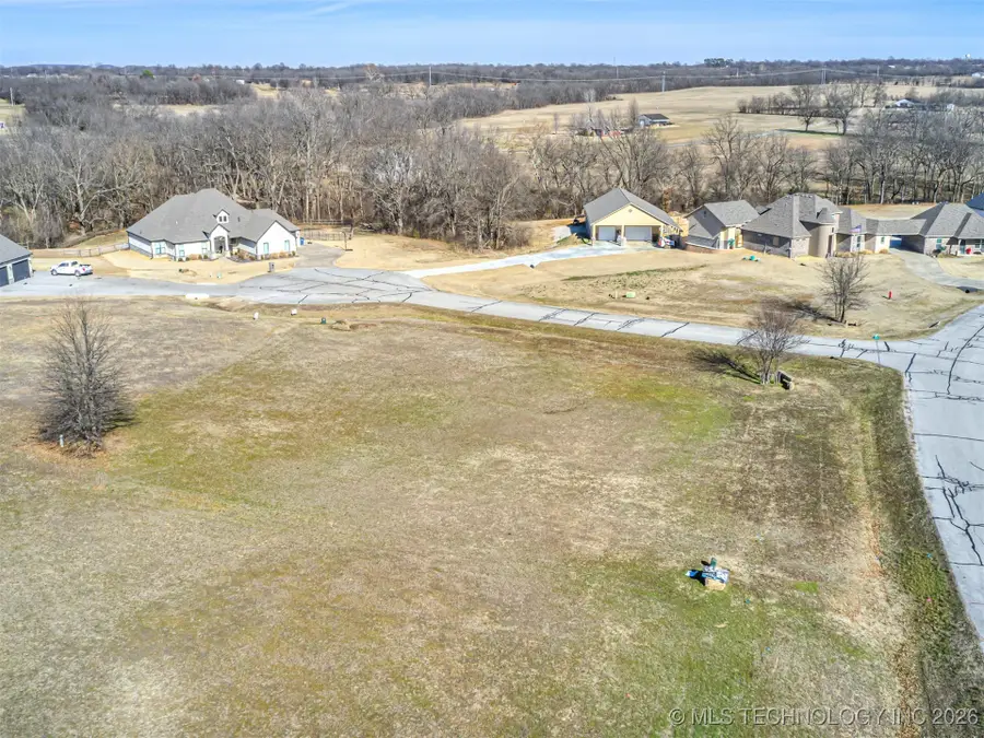 10037 Ratliff Drive, Claremore, OK 74017 - Image #2