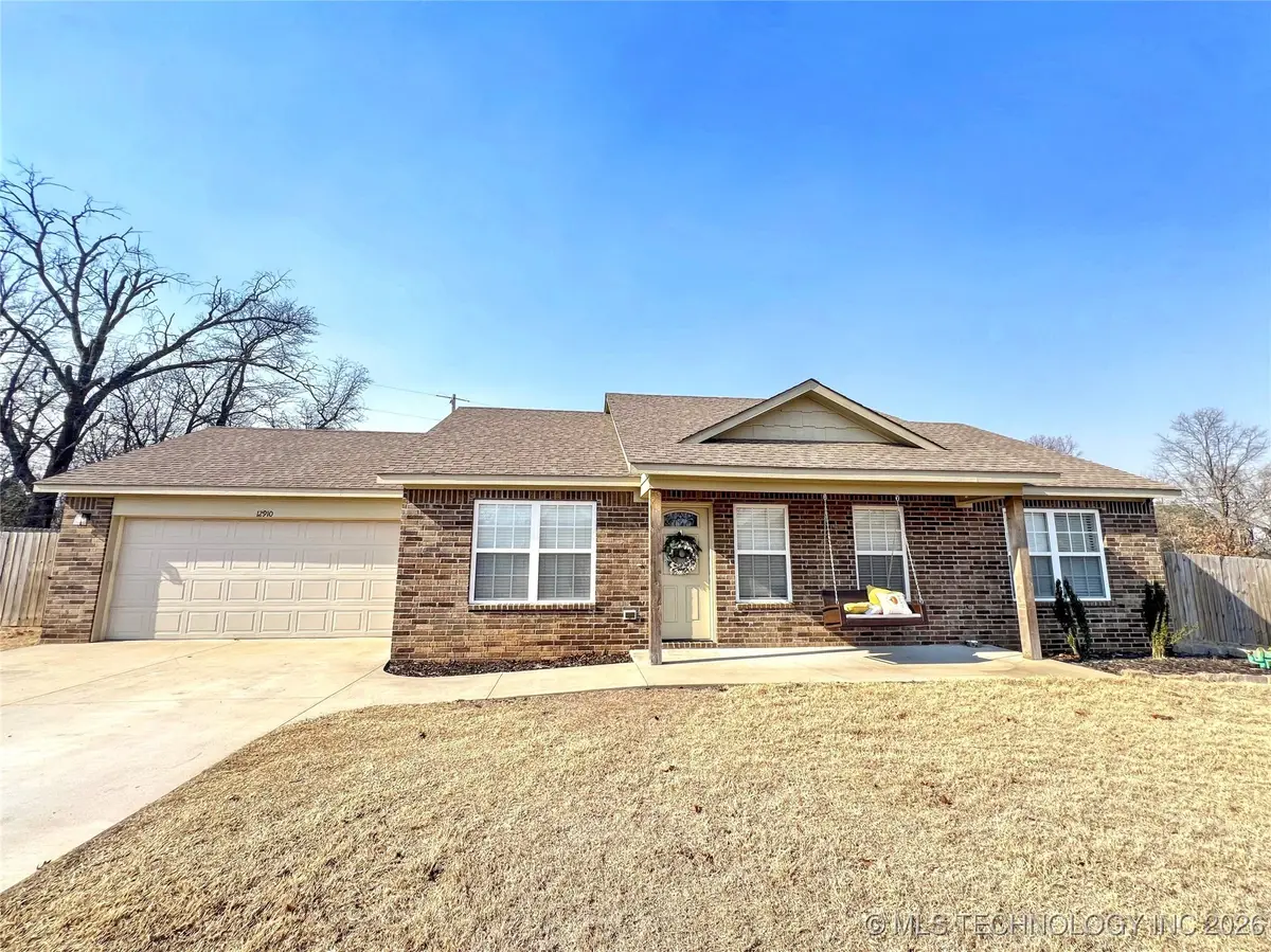 12910 W Hawthorne Lane, Tahlequah, OK 74464 - Image #1
