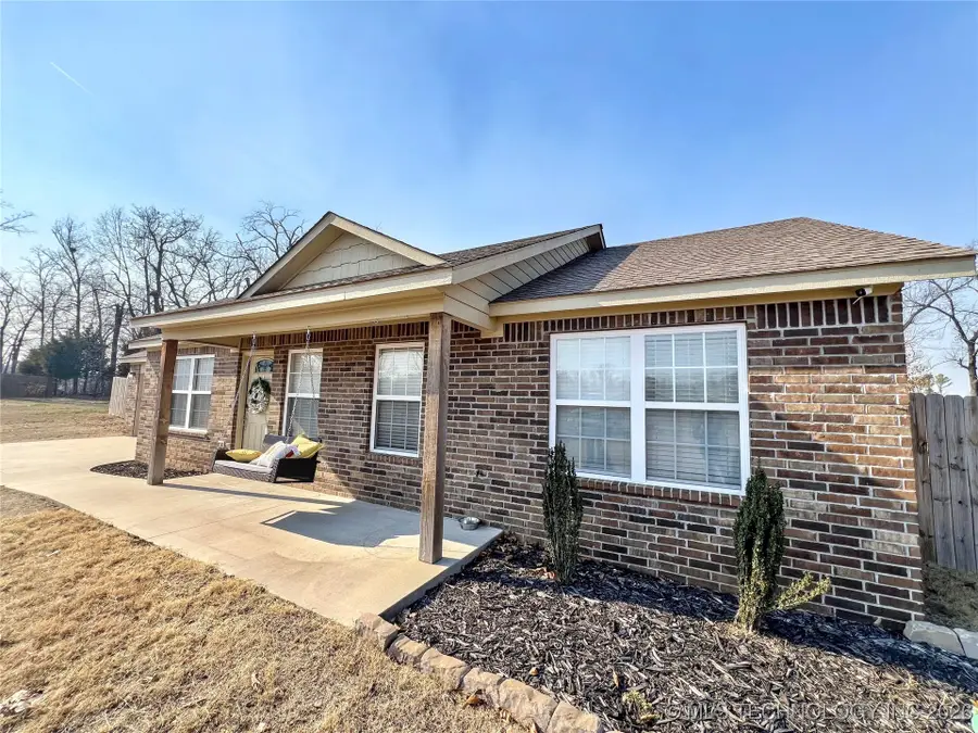 12910 W Hawthorne Lane, Tahlequah, OK 74464 - Image #3