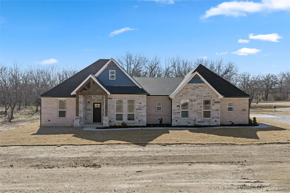 225 Gateway Road, Ardmore, OK 73401 - Image #1