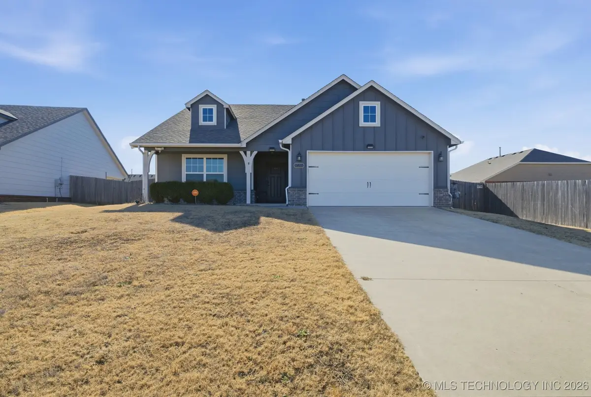 3405 E Sandusky Street, Broken Arrow, OK 74014 - Image #1
