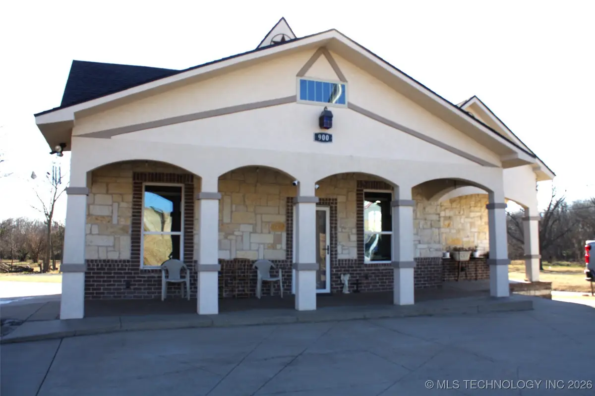 900 E Choctaw Avenue, McAlester, OK 74501 - Image #1