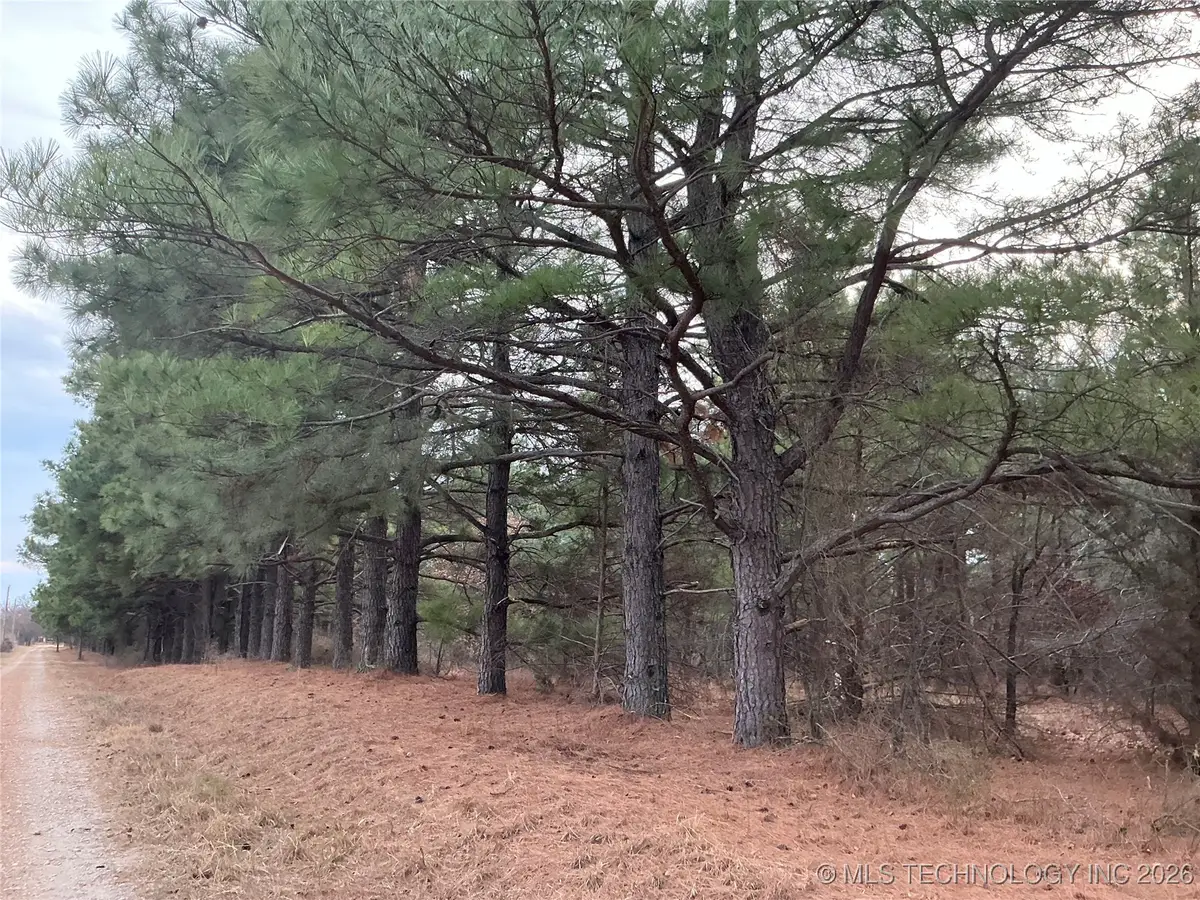 1225 Firefly, Ardmore, OK 73401 - Image #1