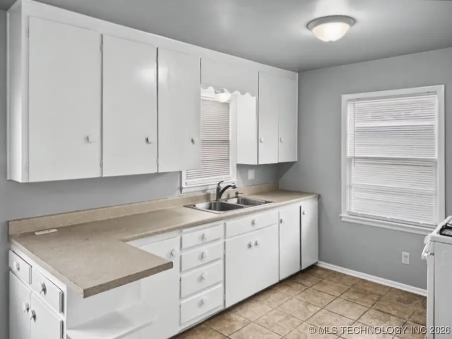 1744 S Lakewood Avenue, Tulsa, OK 74112 - Image #2