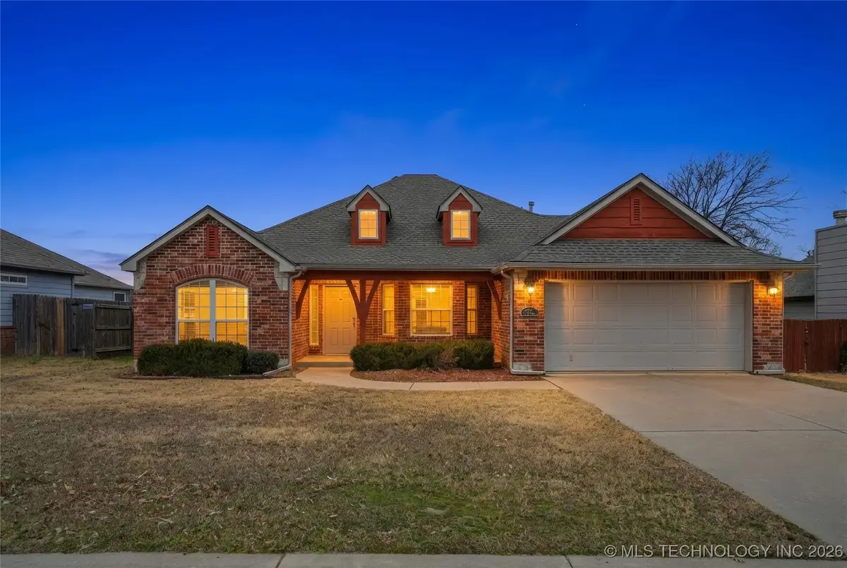 5304 Barr Drive, Sand Springs, OK 74063 - Image #1