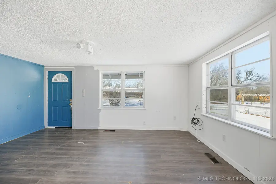 219 S Ash Street, Kellyville, OK 74039 - Image #2