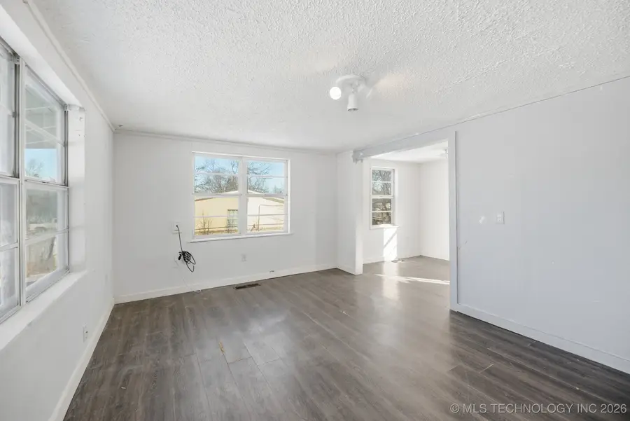 219 S Ash Street, Kellyville, OK 74039 - Image #3