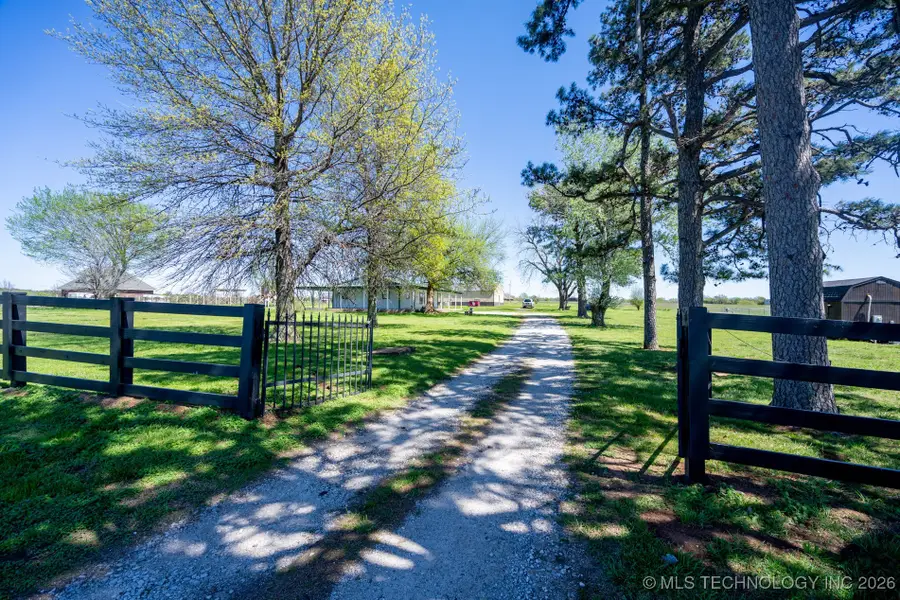 15400 S Highway 64, Warner, OK 74469 - #2