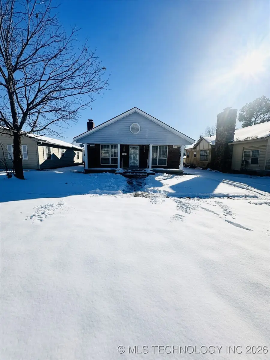 803 W Moore Street, Henryetta, OK 74437 - Image #2