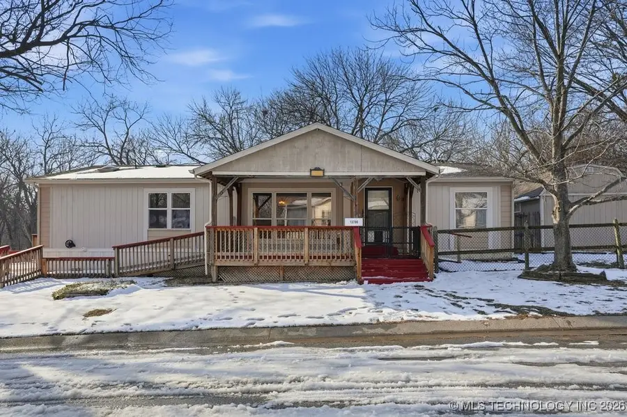 13706 Peabody Drive, Glenpool, OK 74033 - Image #2