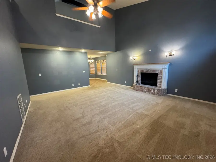 5908 W 43rd Street, Tulsa, OK 74107 - Image #2