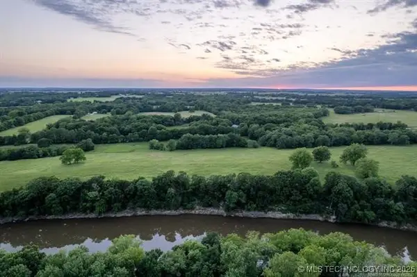 15 S 4420 Road, Vinita, OK 74301