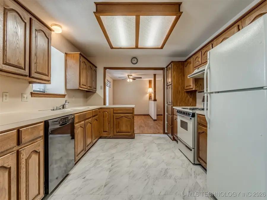 1509 S Cypress Avenue, Broken Arrow, OK 74012 - Image #3