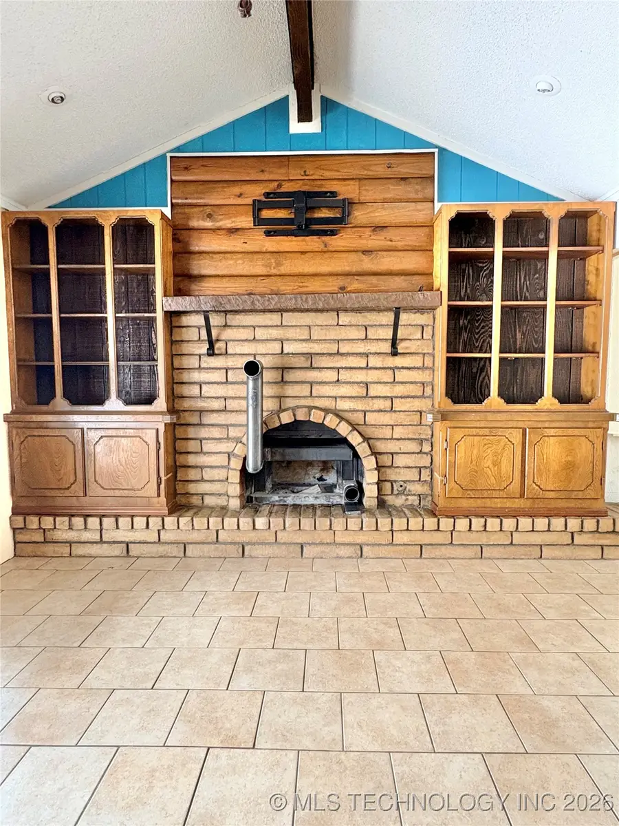 805 NW 14th Street, Wagoner, OK 74467 - Image #3