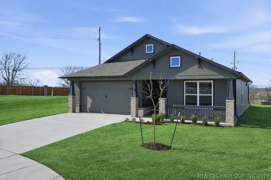 2076 W Berkeley Street, Broken Arrow, OK 74012 - #2