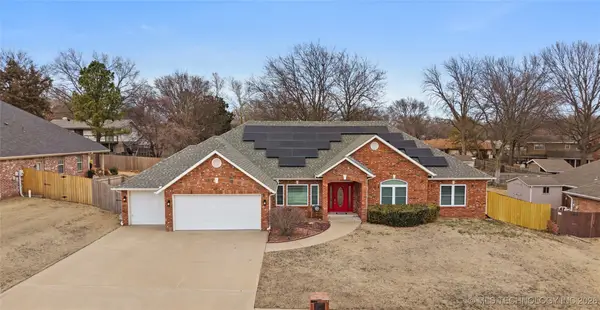 4932 Fairview Road, Bartlesville, OK 74006