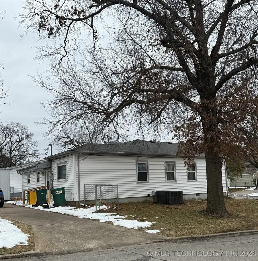 1201 E Cleveland Avenue, Sapulpa, OK 74066 - #3