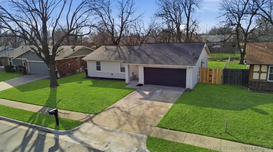 7806 N 121st East Avenue, Owasso, OK 74055 - Image #2