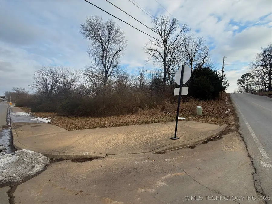 450 W Allen Road, Tahlequah, OK 74464 - #2