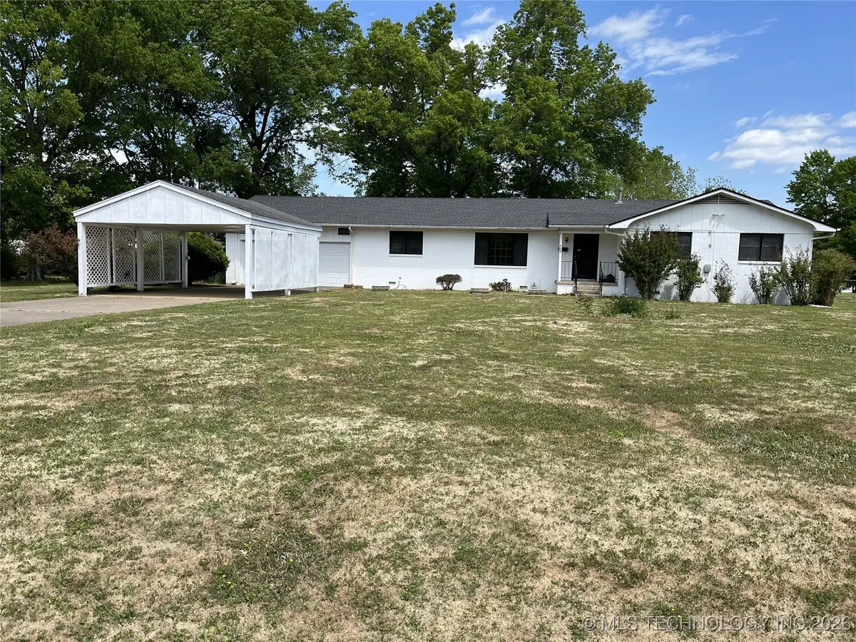 509 NE 10th Street, Wagoner, OK 74467 - #1