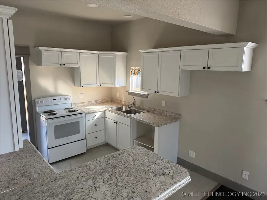 912 Culbertson Sw, Ardmore, OK 73401 - #3