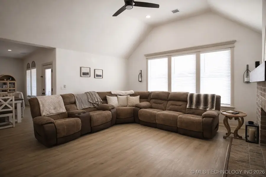 27900 E 107th Street S, Coweta, OK 74429 - #3