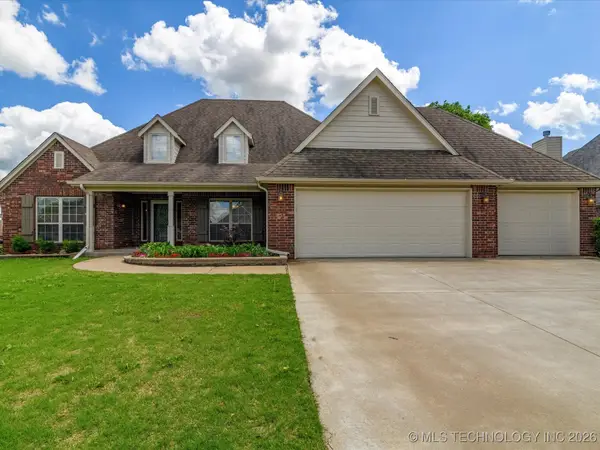 5817 Woodland Road, Bartlesville, OK 74006