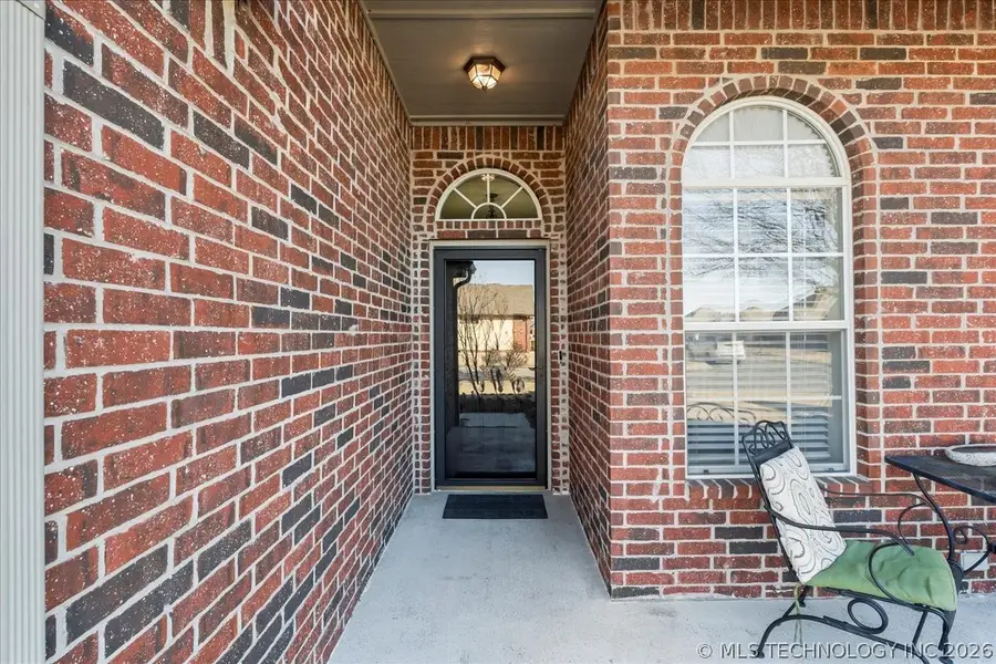 4917 S 190th East Avenue, Tulsa, OK 74134 - #2