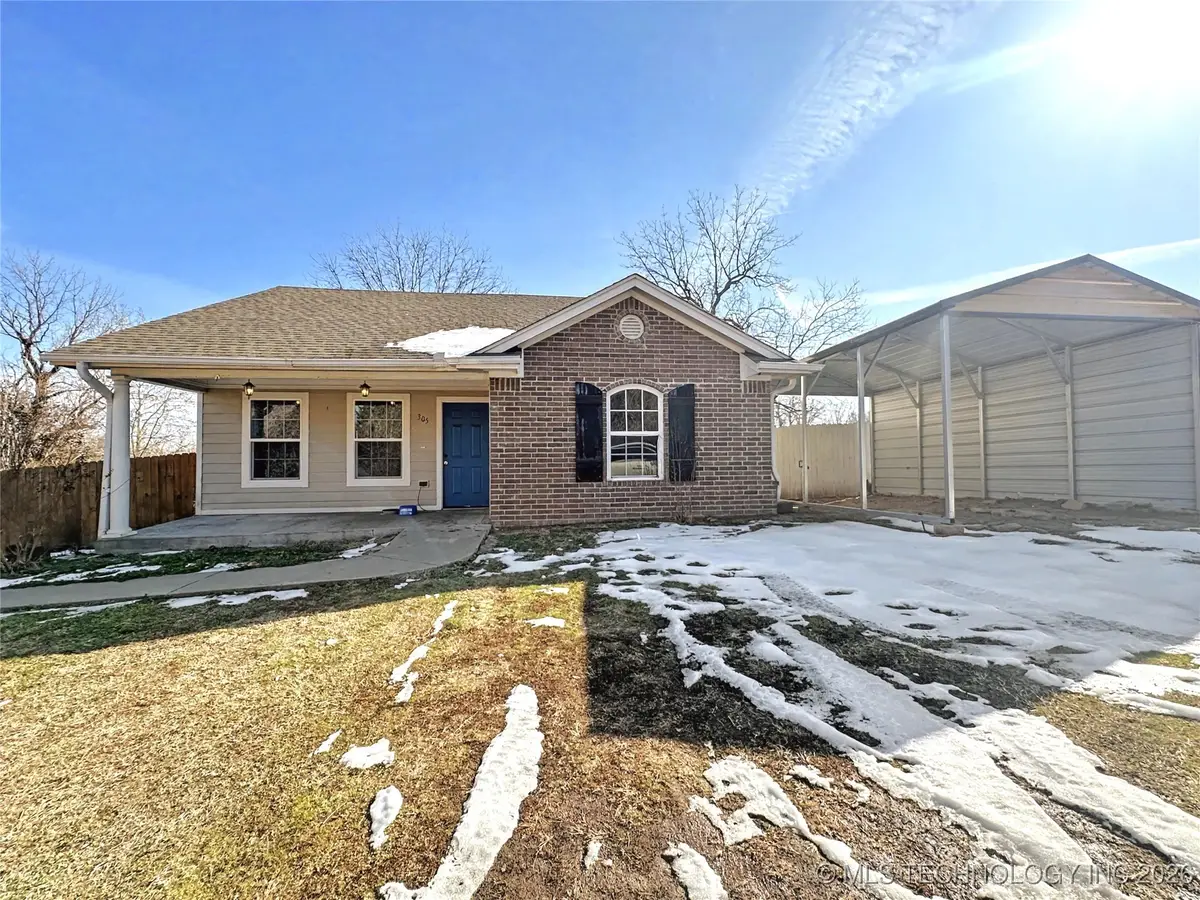 305 S Moccasin Avenue, Tahlequah, OK 74464 - #1