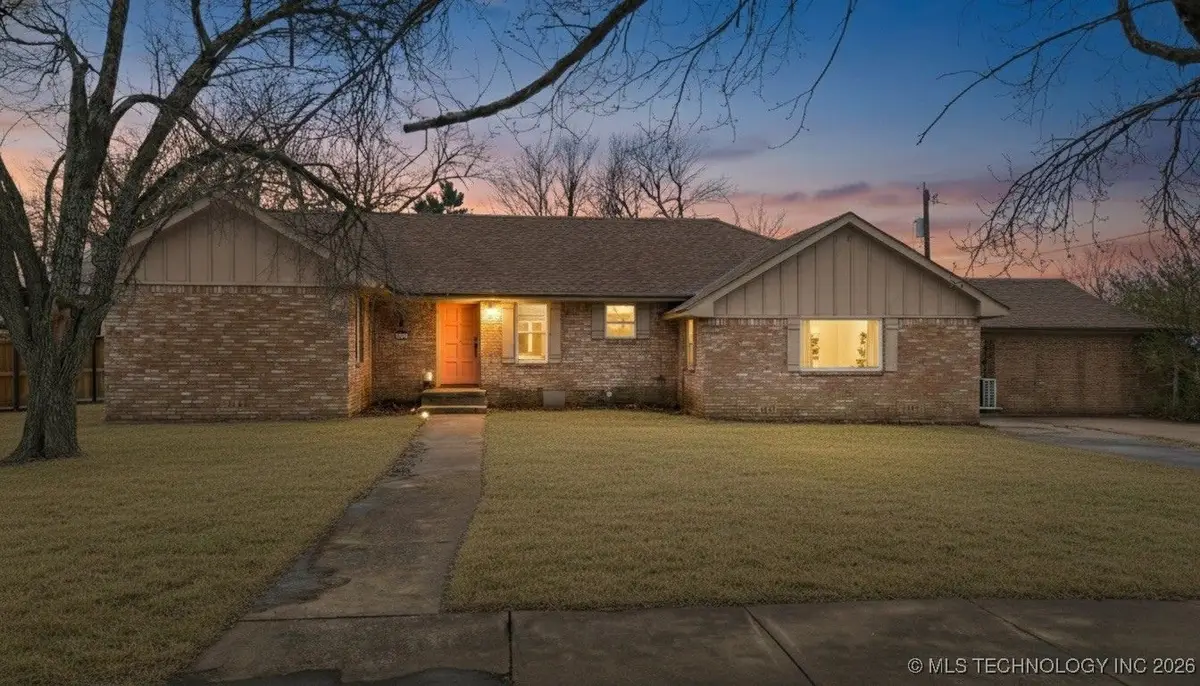 1115 W Canadian Avenue, Vinita, OK 74301 - #1