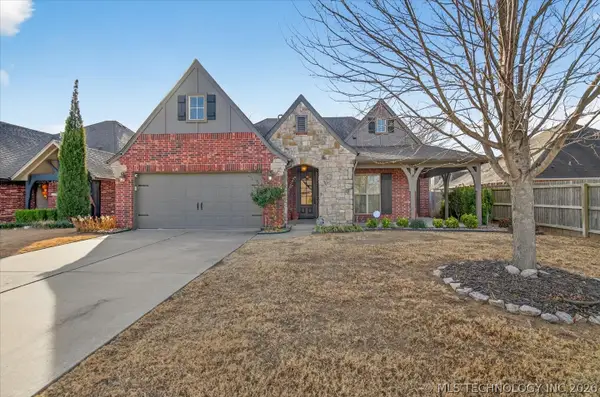 3207 Boardwalk Court, Bartlesville, OK 74006
