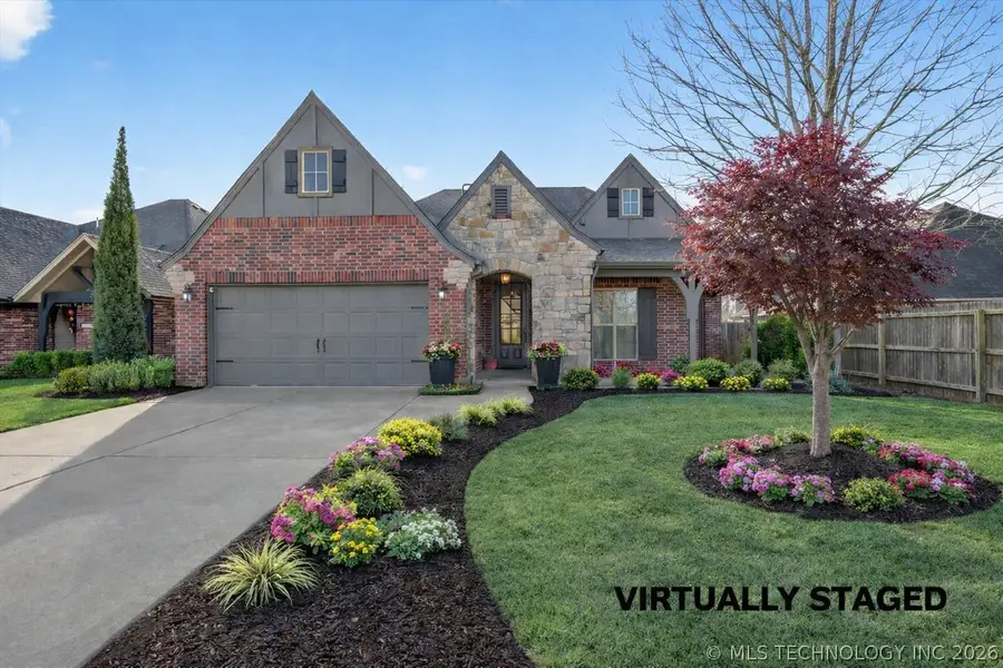 3207 Boardwalk Court, Bartlesville, OK 74006 - #2