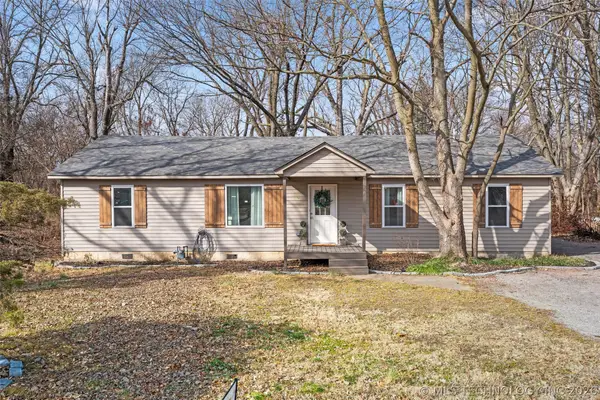 1625 East Drive, Bartlesville, OK 74006