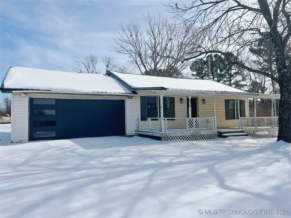 24460 S 200 Road, Henryetta, OK 74437