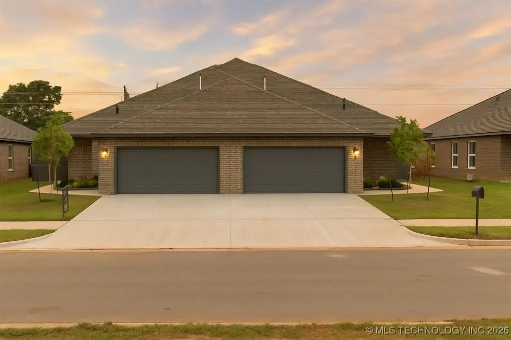 2807 Josie Circle, Midwest City, OK 73130 - #1
