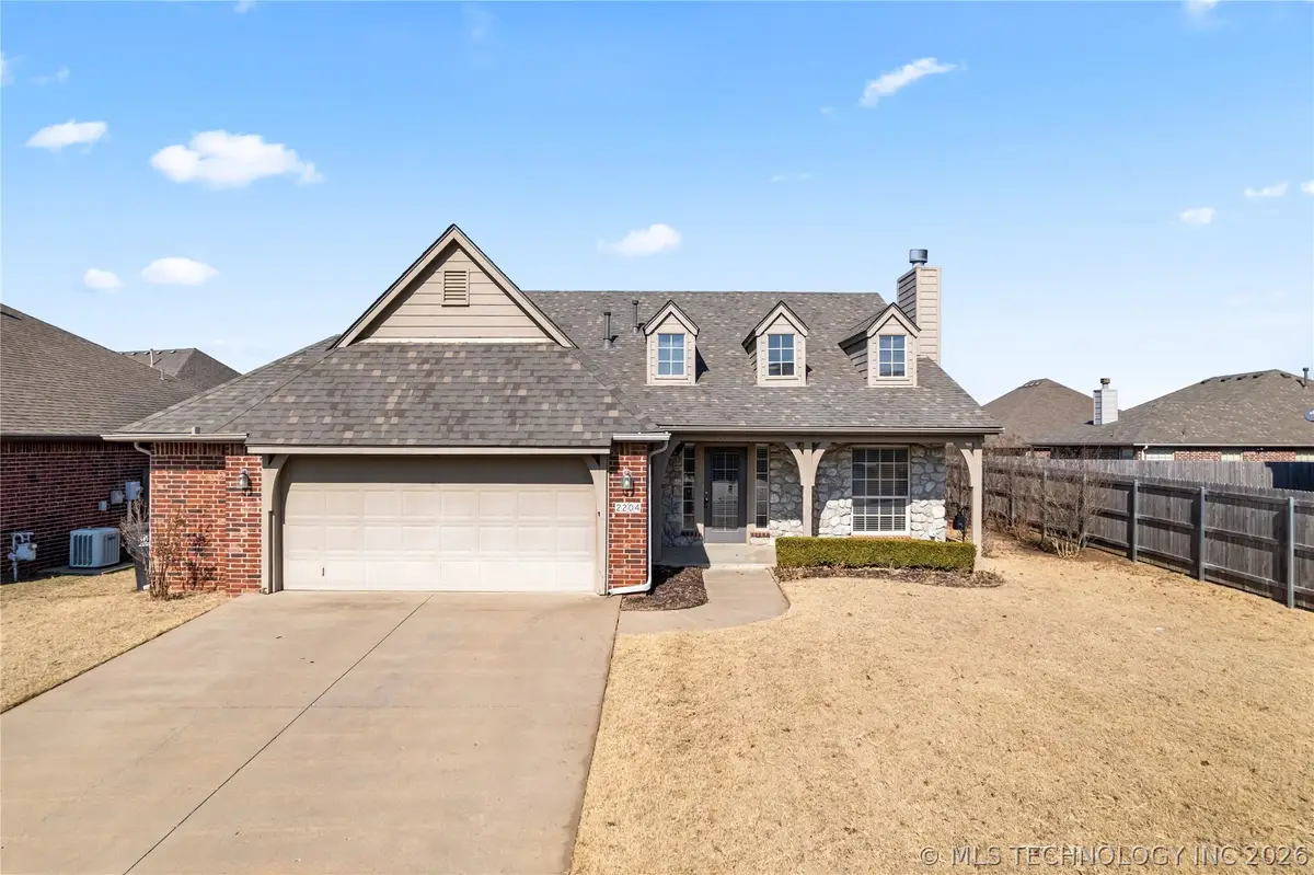 2204 E Princeton Street, Broken Arrow, OK 74012 - Image #1
