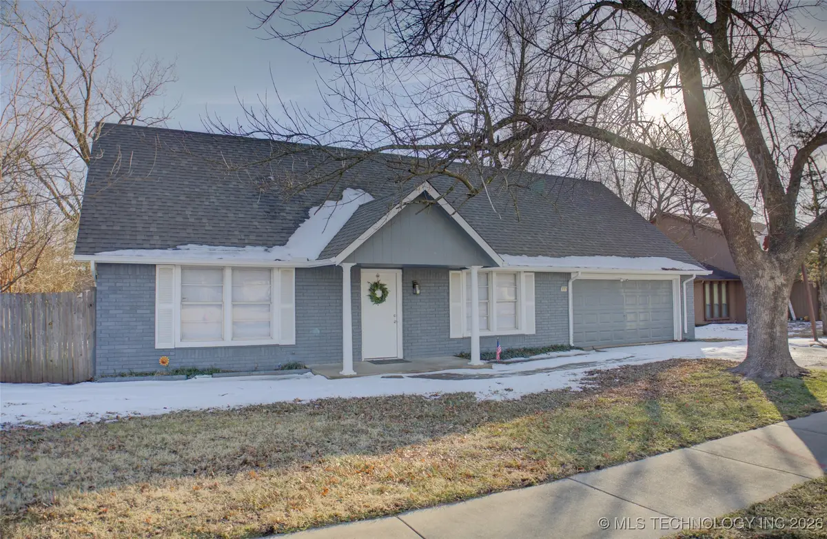 825 W Waco Street, Broken Arrow, OK 74011 - Image #1