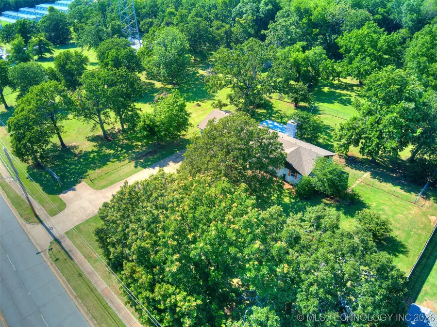 701 W 41st Street, Sand Springs, OK 74063 - #2