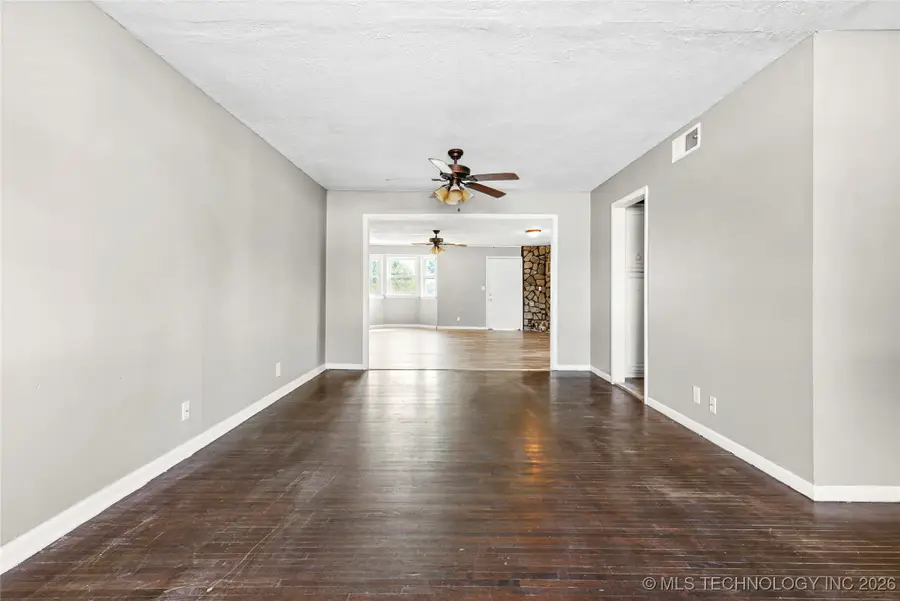 4855 S Maybelle Avenue, Tulsa, OK 74107 - #3