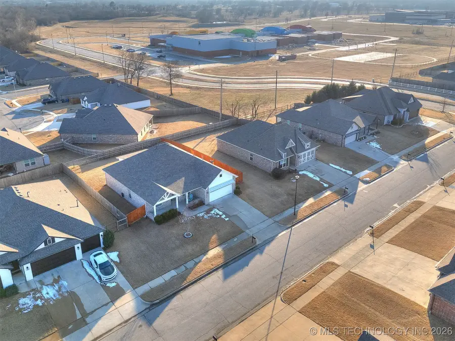 7315 E Oak Ridge Street, Broken Arrow, OK 74014 - Image #3