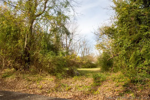 817 S 5th, Muskogee, OK 74401