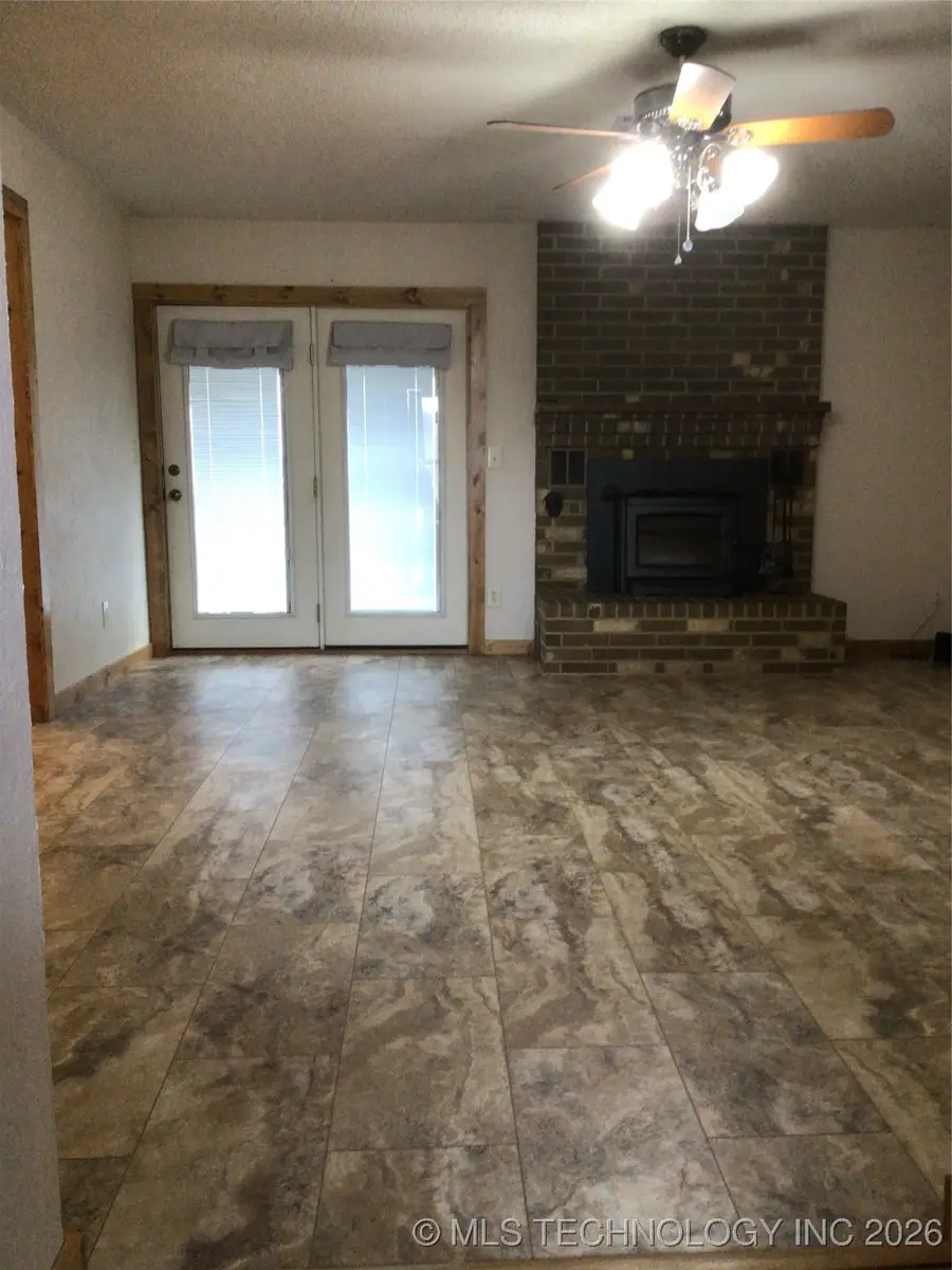 205 Keirsey Korner, Pryor, OK 74361 - Image #2