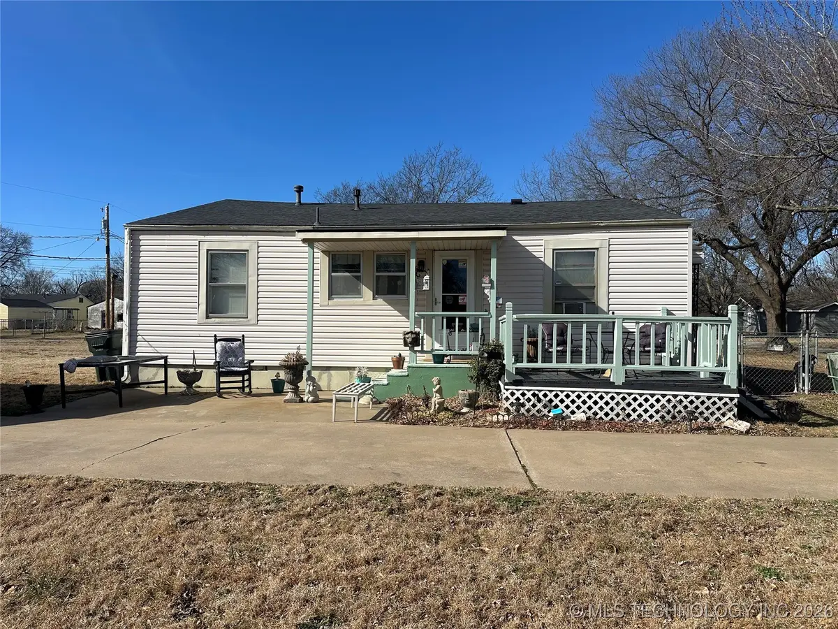 900 W 10th Street, Okmulgee, OK 74447 - #1