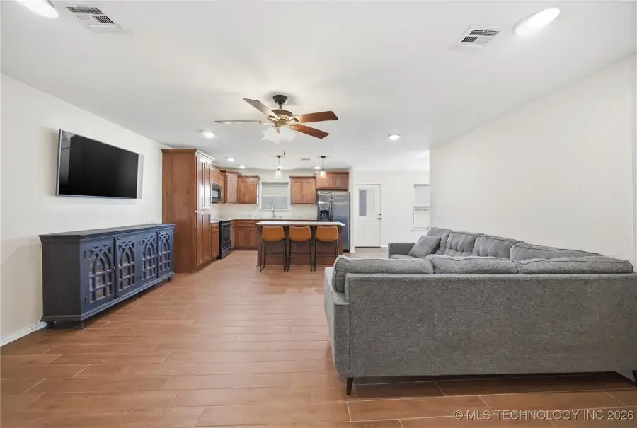 805 5th Street, Stigler, OK 74462 - Image #3